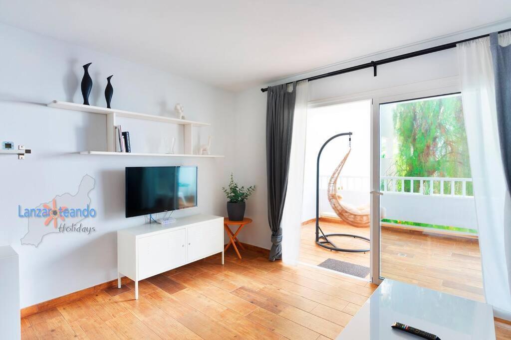 Vivienda Vacacional El Descanso Costa Teguise Exteriör bild