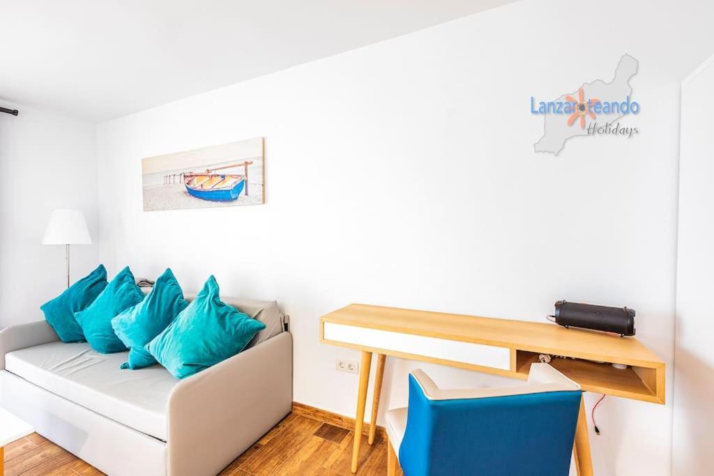 Vivienda Vacacional El Descanso Costa Teguise Exteriör bild